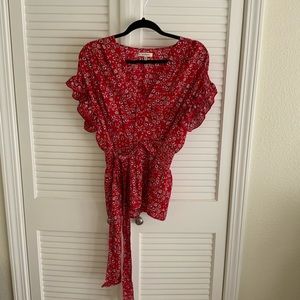 Max Studio Ruffle Red Floral Tie Top L
